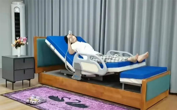 電動旋轉(zhuǎn)護理床