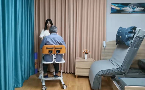 輪椅移位 輪椅移位