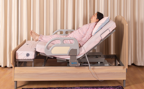 護理床起背曲腿圖