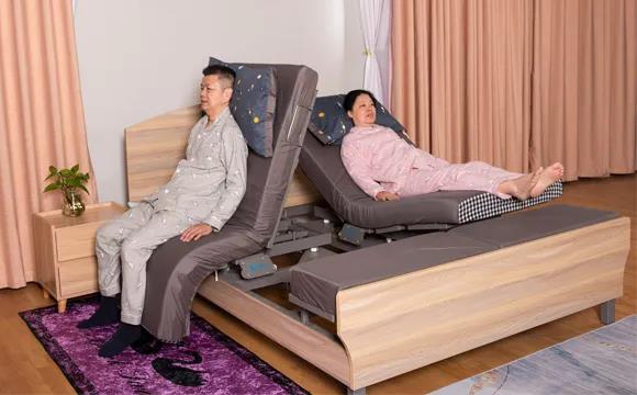 雙人旋轉(zhuǎn)護理床