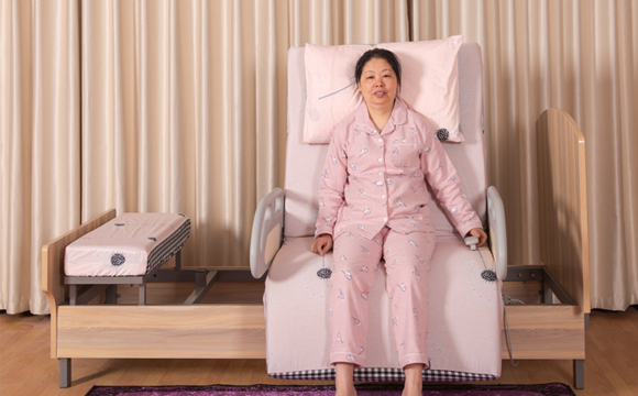 電動(dòng)護(hù)理床