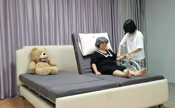 雙旋轉(zhuǎn)電動護理床 雙旋轉(zhuǎn)電動護理床
