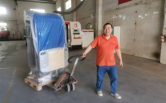 發(fā)貨啦 發(fā)貨啦