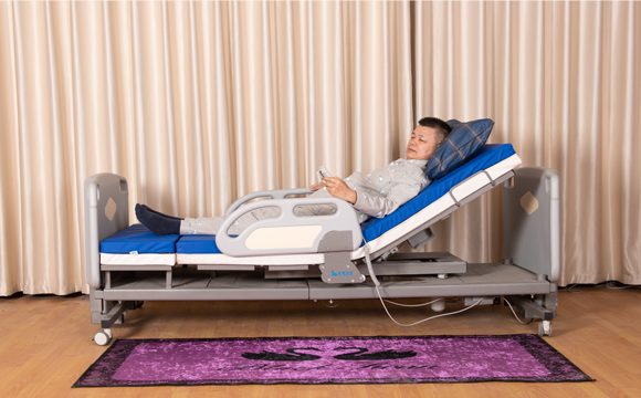 電動(dòng)旋轉(zhuǎn)護(hù)理床 電動(dòng)旋轉(zhuǎn)護(hù)理床