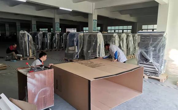 打包中··· 打包中···