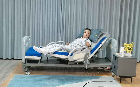 電動(dòng)旋轉(zhuǎn)升降床 電動(dòng)旋轉(zhuǎn)升降床