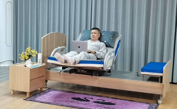 護(hù)理床旋轉(zhuǎn) 護(hù)理床旋轉(zhuǎn)